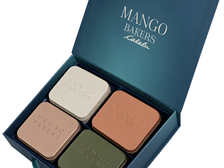 The Signature Gift Box