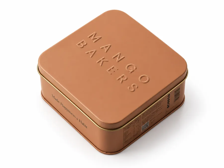 The Signature Gift Box